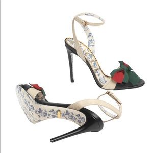 Gucci Calfskin white Leather Heels